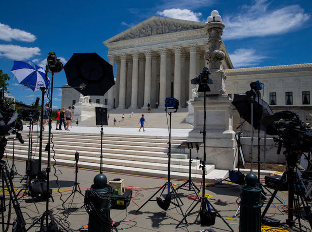 Back at Work, US Supreme Court Hears Key Employment Dispute Back at Work, US Supreme Court Hears Key Employment Dispute