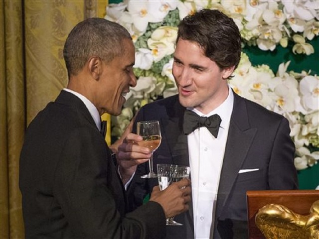 Trudeau pays tribute, relates to Obama daughters