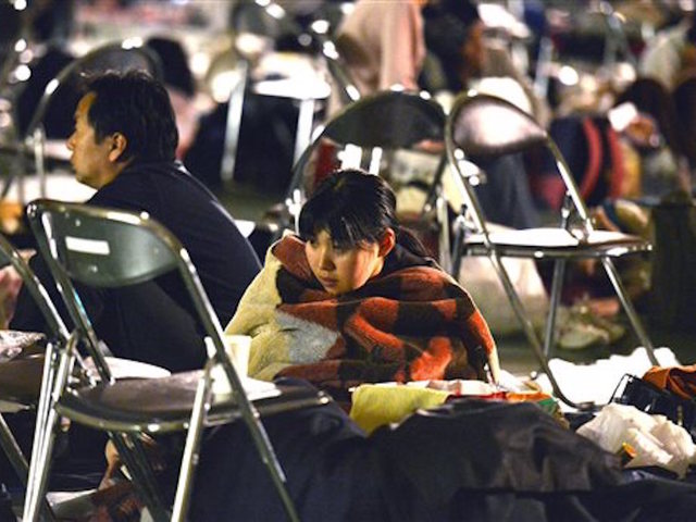 Twin quakes kill 41