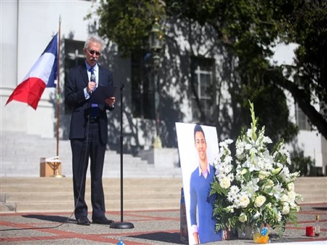 Berkeley student killed in Nice honored at campus vigil