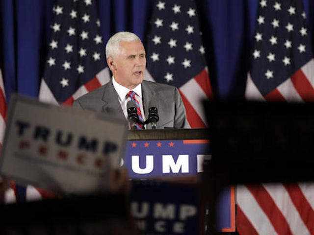 Pence tries to win over conservatives despite Trump gaffes