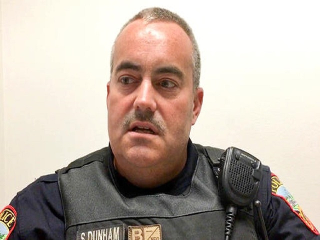 Cop praised after feeding boy who tried to sell teddy bear for food