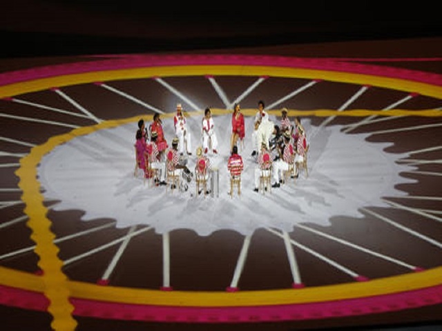 Paralympic Games open to theme: 'Heart knows no limits'