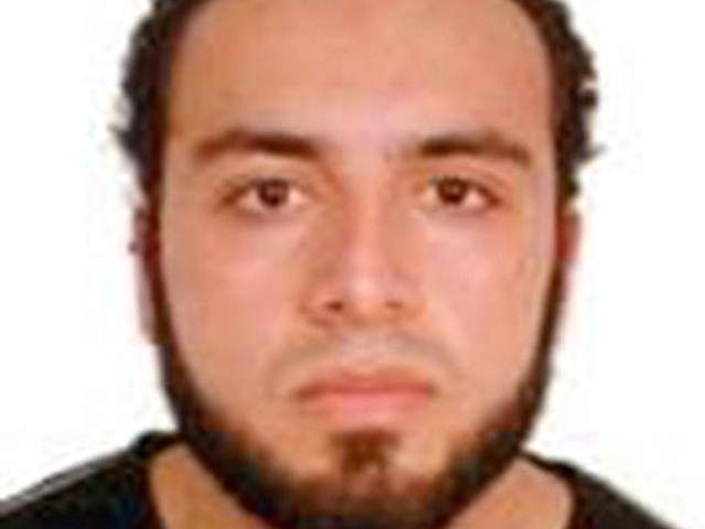Suspect in New York/New Jersey bombings pleads not guilty
