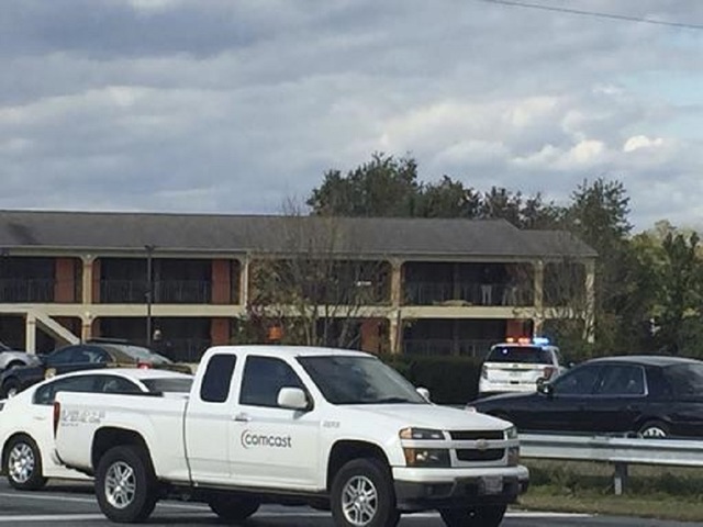 2 killed in police confrontation outside MD motel room