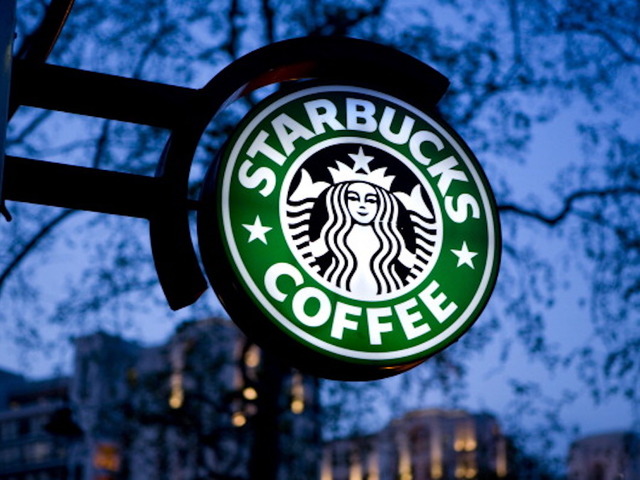 Starbucks pledges to hire 10,000 refugees