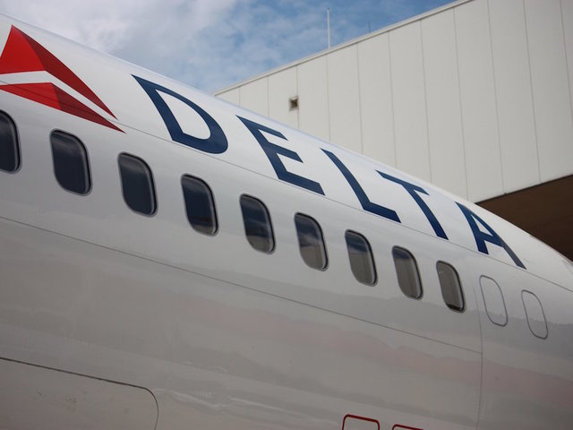 Computer outage grounds Delta flights nationwide