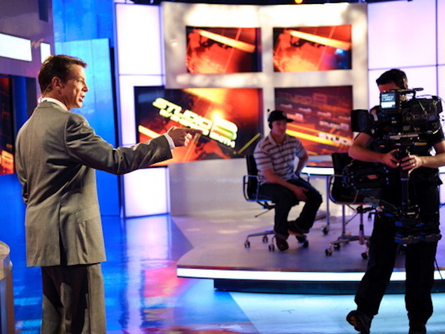 Shepard Smith takes on Trump, offends Trump fans