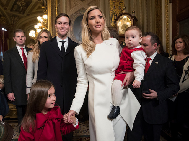 Ivanka Trump's, Jared Kushner's children appear to enter motorcade without car seats