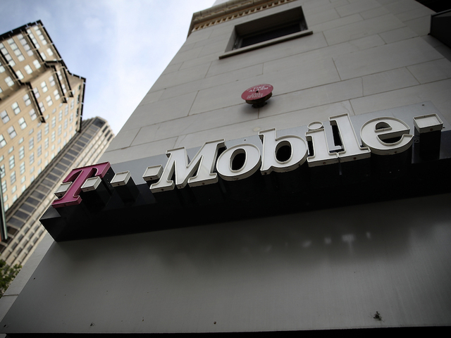 Family sues T-Mobile after baby dies without 911 help
