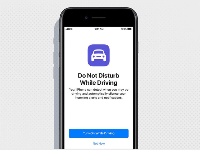 Soon, iPhones will block texts while driving