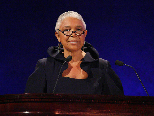Bill Cosby's wife Camille rips prosecution, judge after mistrial declared