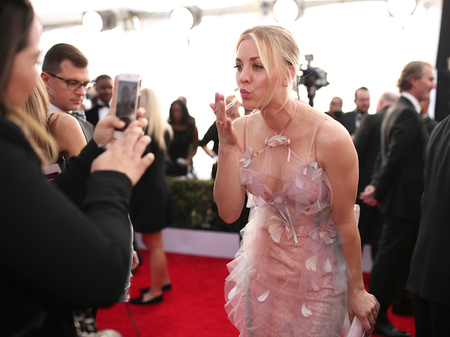 'Big Bang Theory' star Kaley Cuoco engaged
