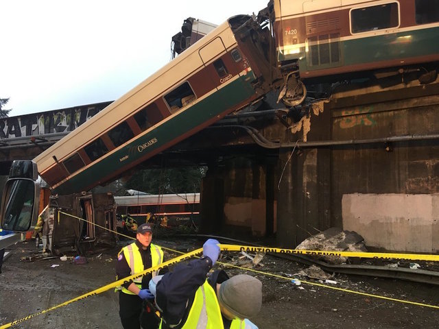 Workers say they warned Amtrak before deadly crash