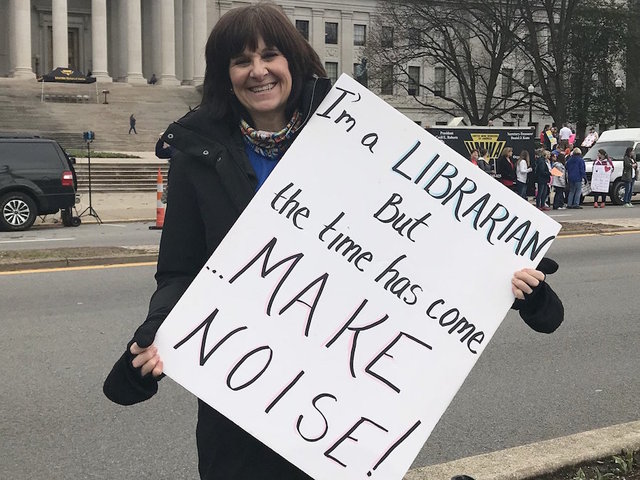 West Virginia lawmakers reach deal to give striking teachers pay raise